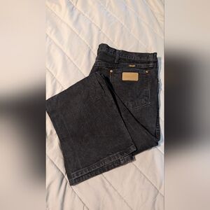 Men's wrangler pants 42x30